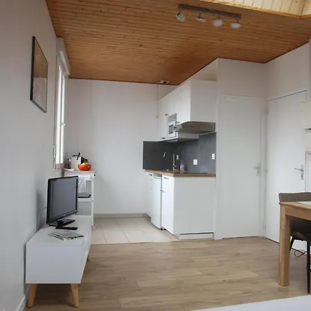 Resid'Spa Loire & Sevre - Appartement Reze Exterior photo